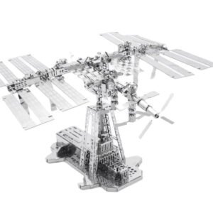 ASTRONAUTS LODGE SPACE STATION